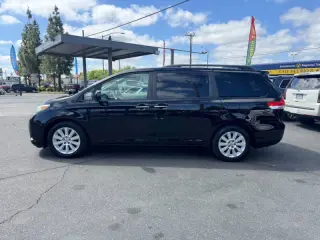 2011 Toyota Sienna XLE 7-Passenger