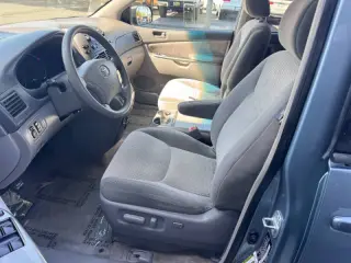 2008 Toyota Sienna LE 7-Passenger