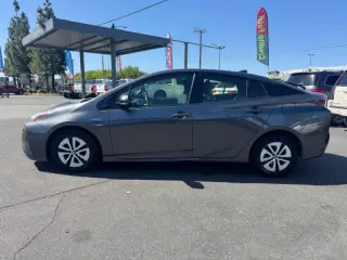 2018 Toyota Prius Two Eco