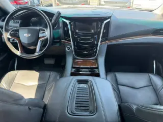 2019 Cadillac Escalade ESV Luxury