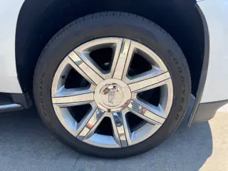2019 Cadillac Escalade ESV Luxury