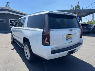 2019 Cadillac Escalade ESV Luxury