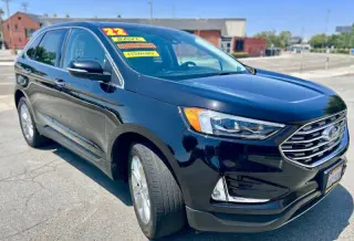 2022 Ford Edge Titanium