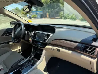 2017 Honda Accord Hybrid EX-L