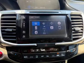 2017 Honda Accord Hybrid EX-L