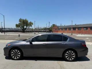 2017 Honda Accord Hybrid EX-L