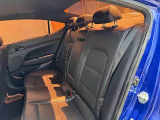 2020 Hyundai Elantra Sport