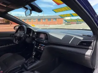 2020 Hyundai Elantra Sport