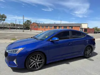 2020 Hyundai Elantra Sport