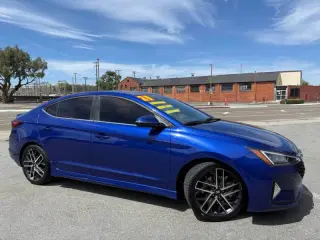 2020 Hyundai Elantra Sport