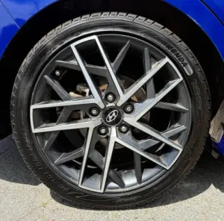 2020 Hyundai Elantra Sport