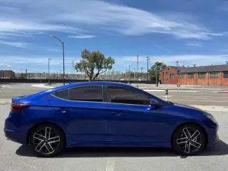 2020 Hyundai Elantra Sport