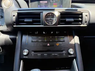 2017 Lexus IS 200t