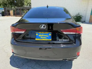 2017 Lexus IS 200t