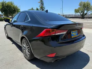 2017 Lexus IS 200t