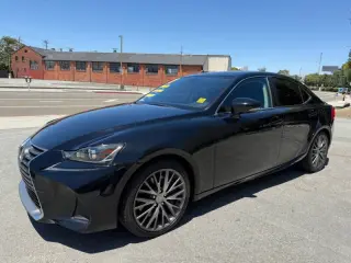 2017 Lexus IS 200t
