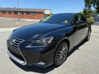 2017 Lexus IS 200t