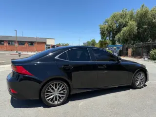 2017 Lexus IS 200t