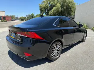 2017 Lexus IS 200t