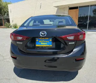 2016 Mazda MAZDA3 i Sport