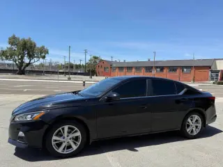 2020 Nissan Altima 2.5 SR