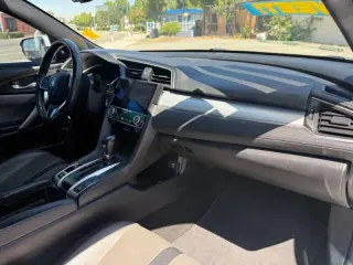 2017 Honda Civic Touring