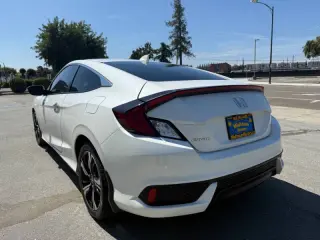 2017 Honda Civic Touring