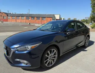 2018 Mazda MAZDA3 Grand Touring