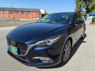 2018 Mazda MAZDA3 Grand Touring