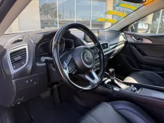 2018 Mazda MAZDA3 Grand Touring