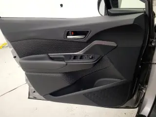 Toyota C-HR 2020 LE 4dr Crossover
