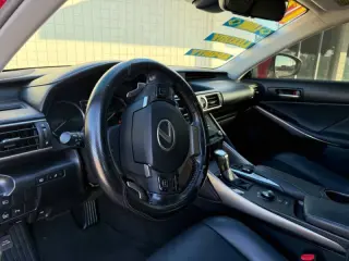 2017 Lexus IS 200t