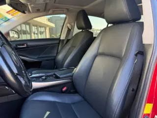 2017 Lexus IS 200t
