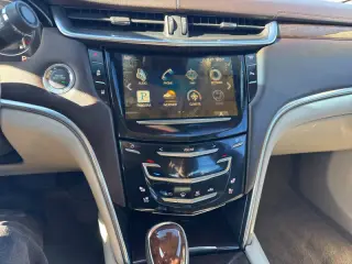 2013 Cadillac XTS Premium Collection