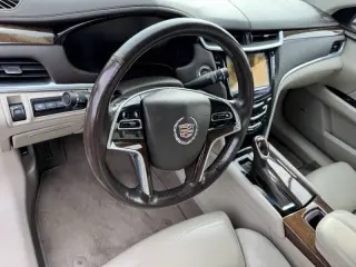 2013 Cadillac XTS Premium Collection