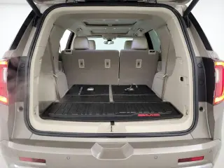 GMC Acadia 2022 4x4 Denali 4dr SUV