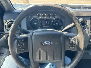 2016 Ford F-250 Super Duty XLT