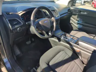 2019 Ford Edge SE