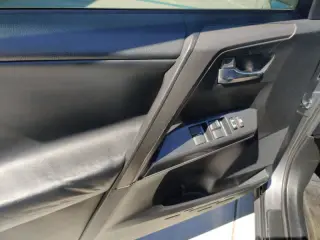 2016 Toyota RAV4 SE
