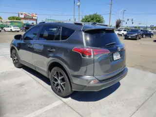 2016 Toyota RAV4 SE
