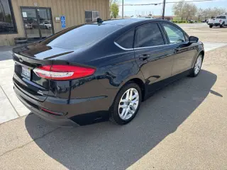 2020 Ford Fusion Hybrid SE