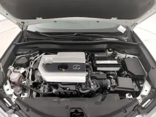 Lexus UX 200 2022 4dr Crossover
