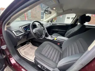 2018 Ford Fusion Hybrid SE