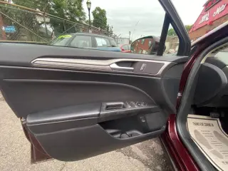 2018 Ford Fusion Hybrid SE