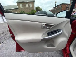 2013 Toyota Prius Four