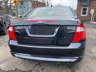 2012 Ford Fusion
SE