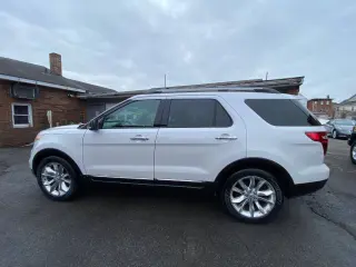 2014 Ford Explorer
XLT