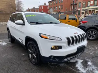 2016 Jeep Cherokee
Latitude 75th Anniversary