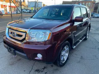 2010 Honda Pilot
Touring w/Navi w/DVD
