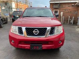 2009 Nissan Pathfinder
S